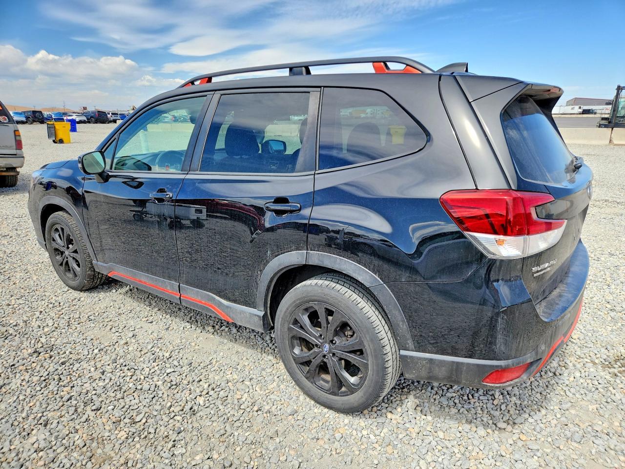 2021 Subaru Forester Sport - zdjęcie 2