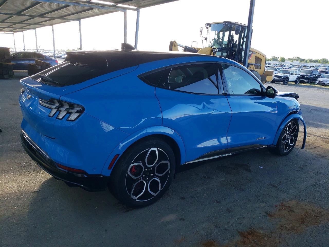 2023 Ford Mustang Mach-E Gt - zdjęcie 3