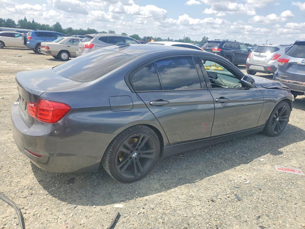 BMW Seria 3 - zdjęcie 3