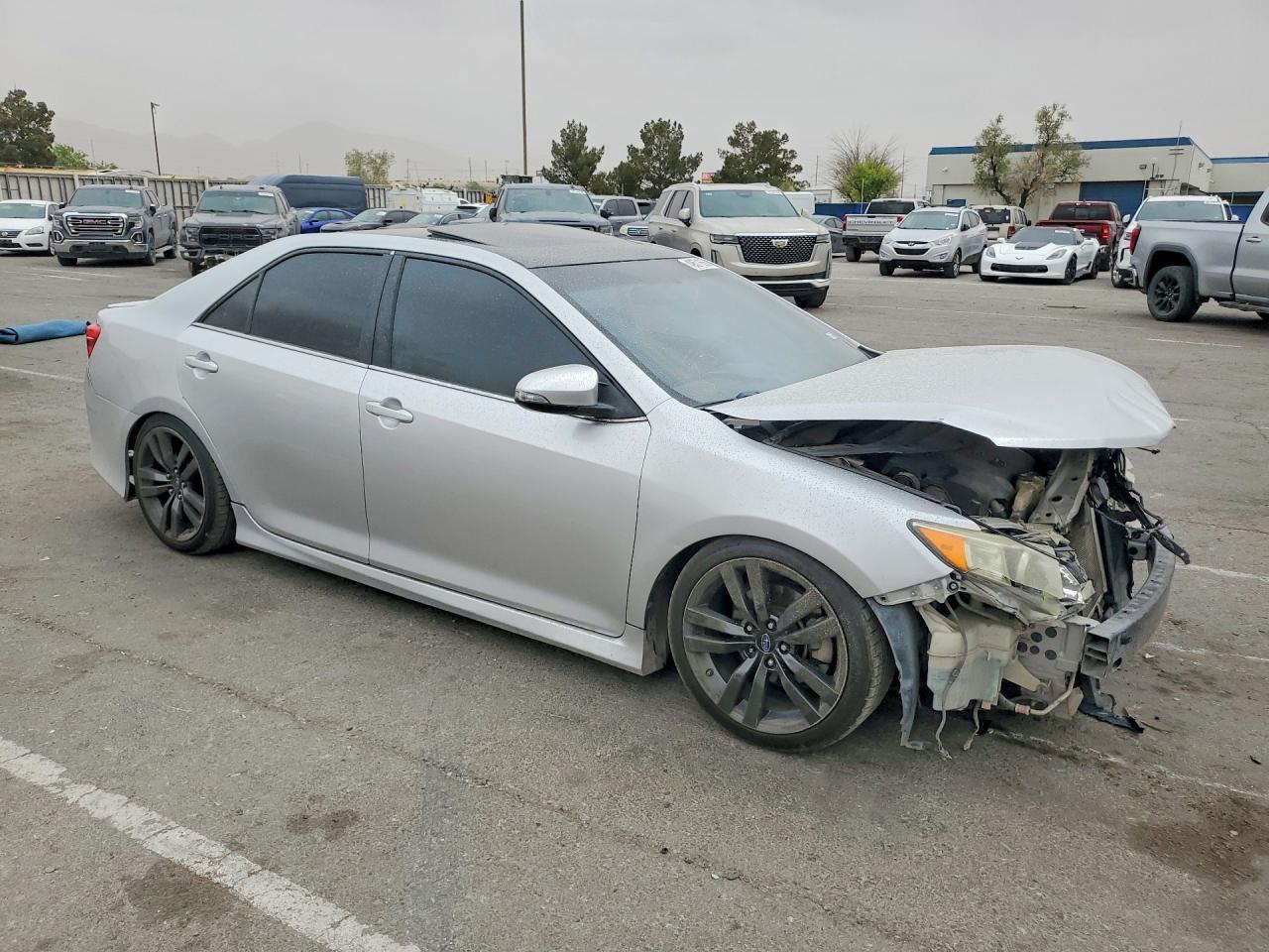 2013 Toyota Camry Se V6 - zdjęcie 4