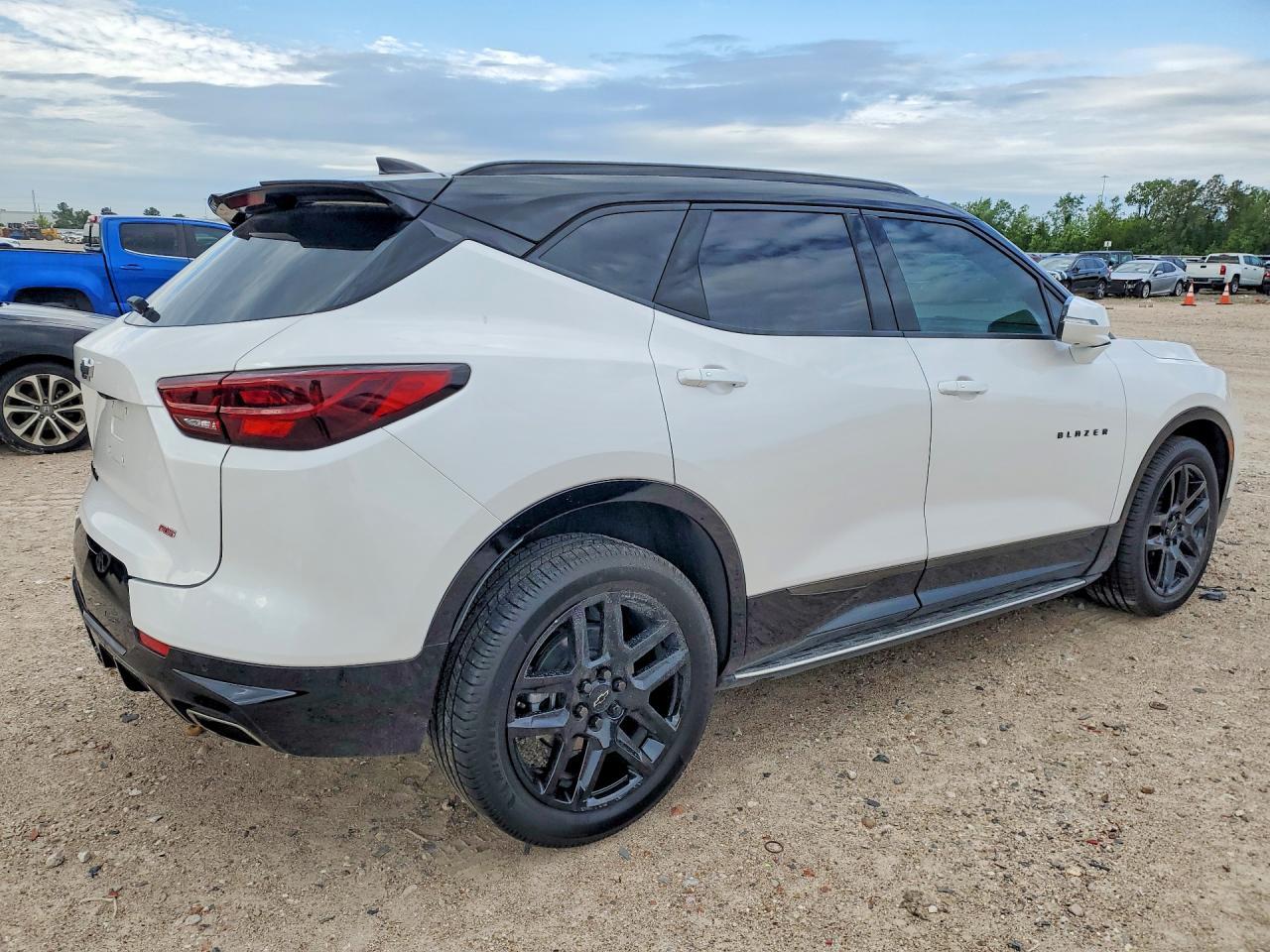 2025 Chevrolet Blazer Rs - zdjęcie 3