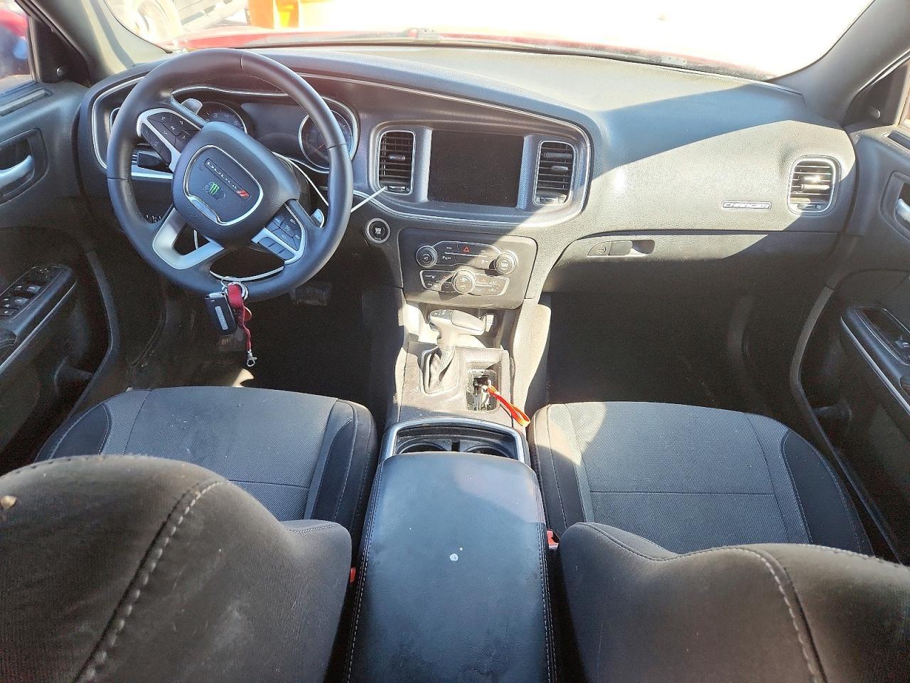 2015 Dodge Charger R - zdjęcie 8