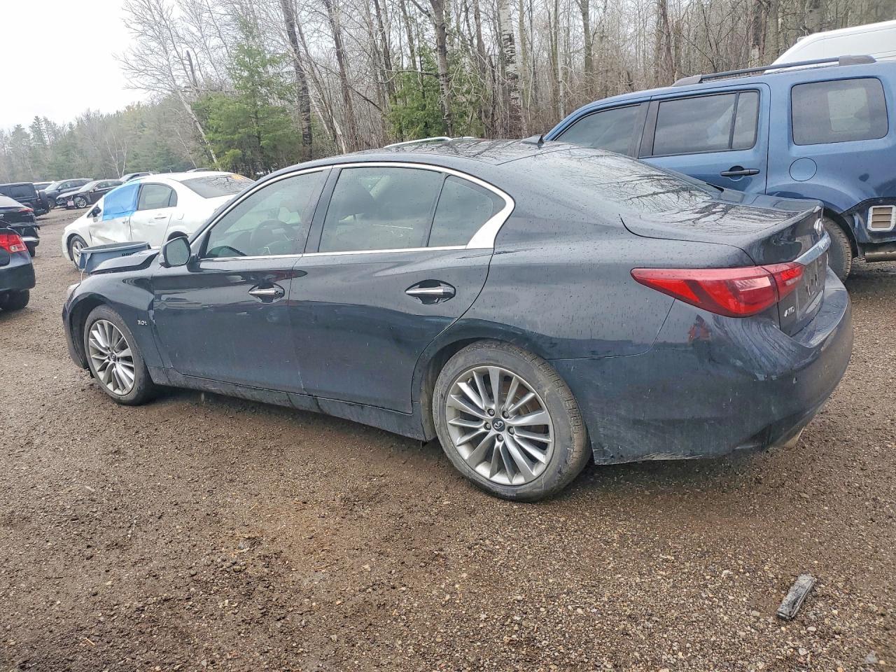 2018 Infiniti Q50 3.0T Luxe - zdjęcie 2