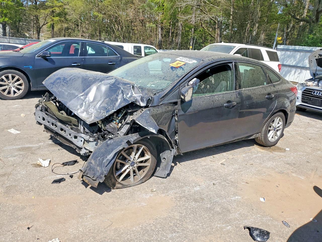 2016 Ford Focus Se - zdjęcie główne