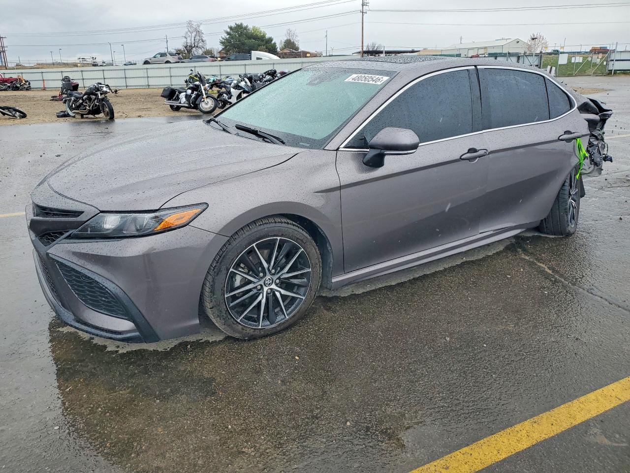 2024 Toyota Camry Se - zdjęcie główne