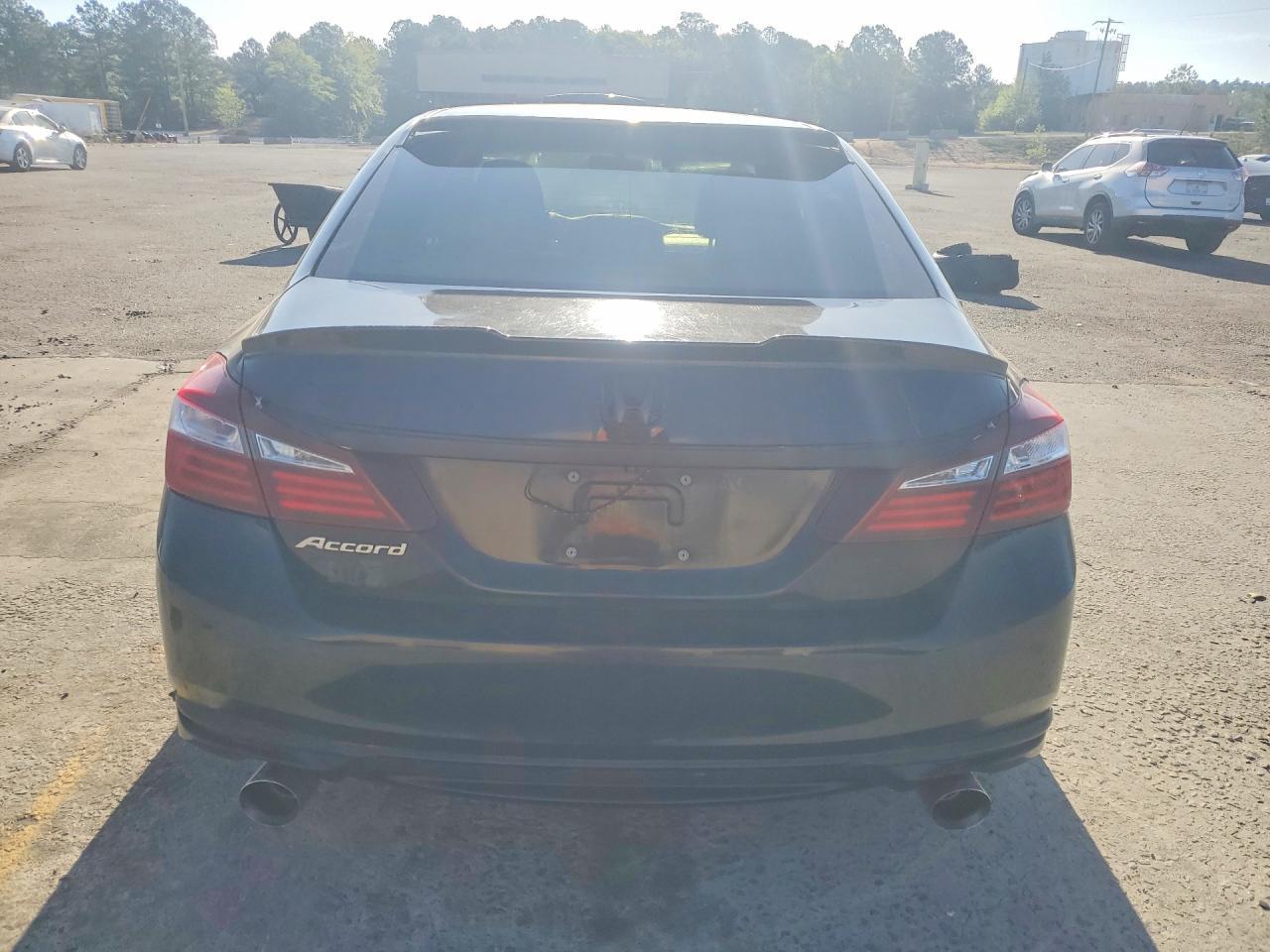 2017 Honda Accord Lx - zdjęcie 6