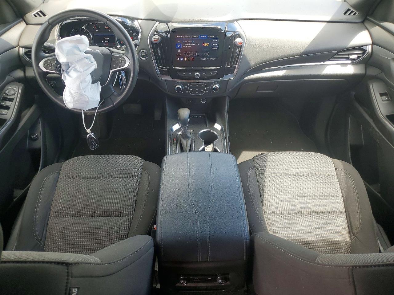 2023 Chevrolet Traverse Lt - zdjęcie 8