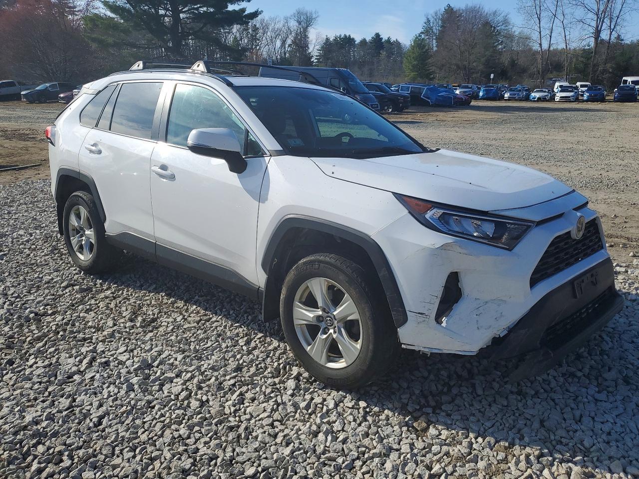 2019 Toyota Rav4 Xle - zdjęcie 4