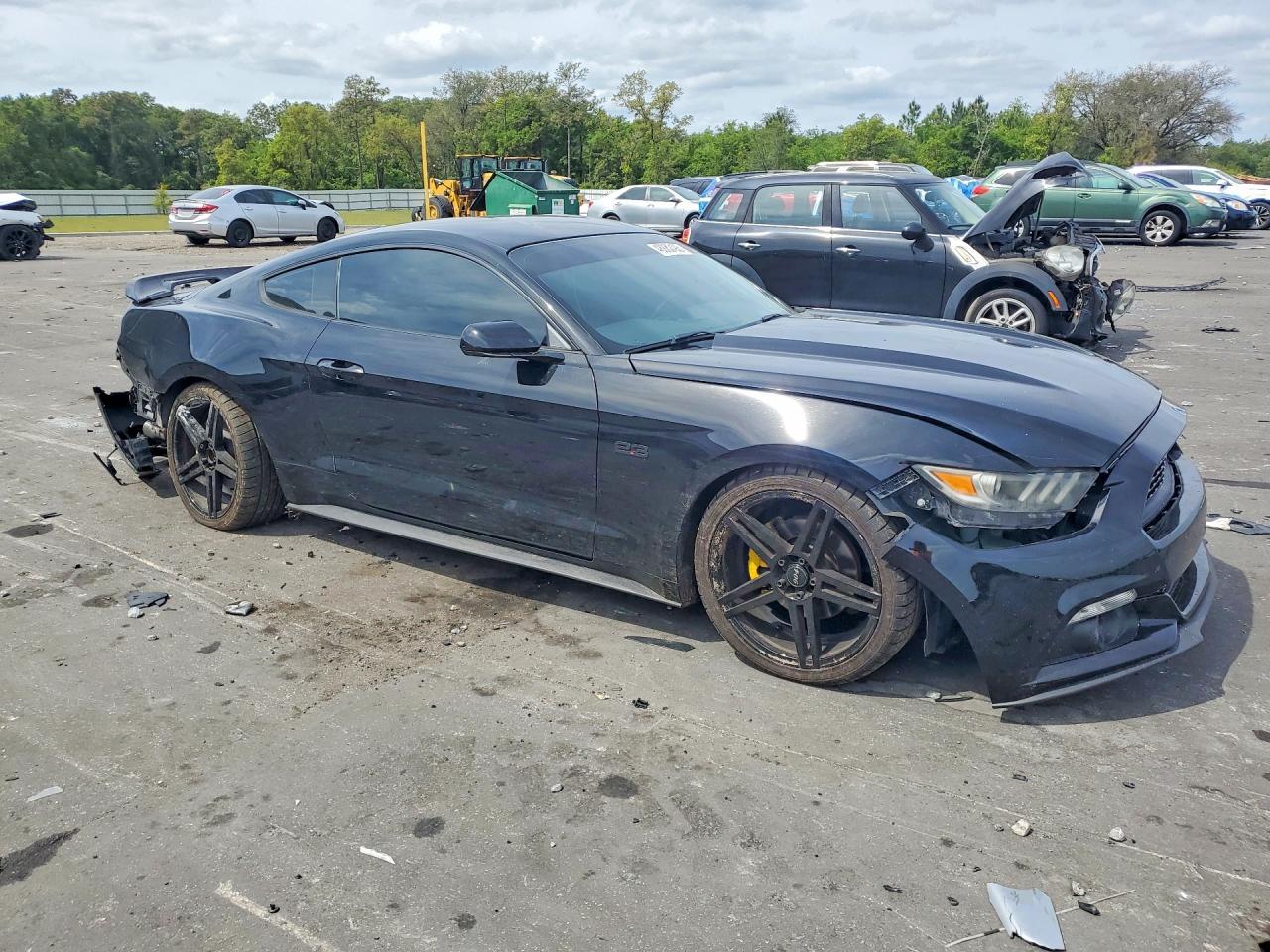 2017 Ford Mustang - zdjęcie 4