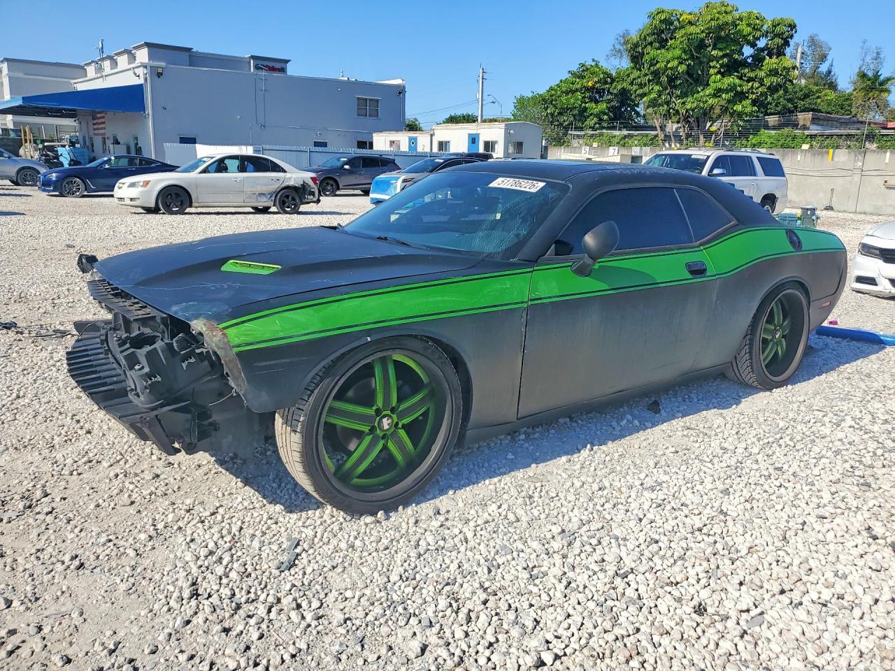 2015 Dodge Challenger Sxt - zdjęcie główne