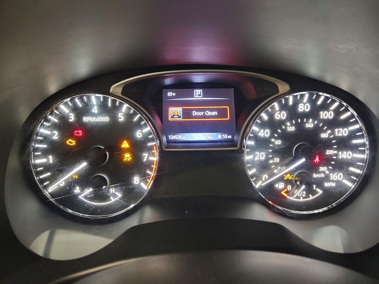 2017 Nissan Pathfinder Platinum - zdjęcie 9