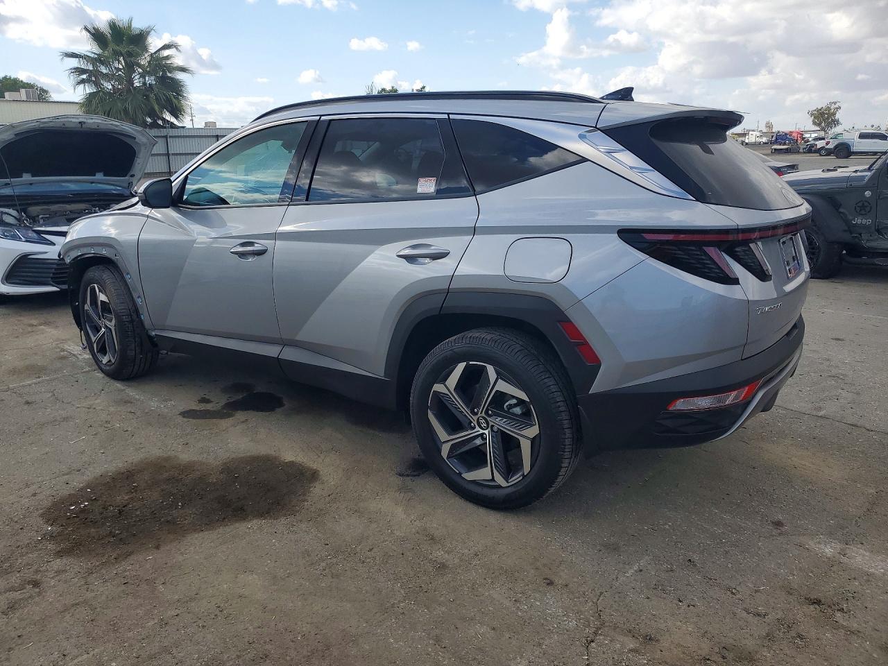 2024 Hyundai Tucson Hybrid Limited - zdjęcie 2