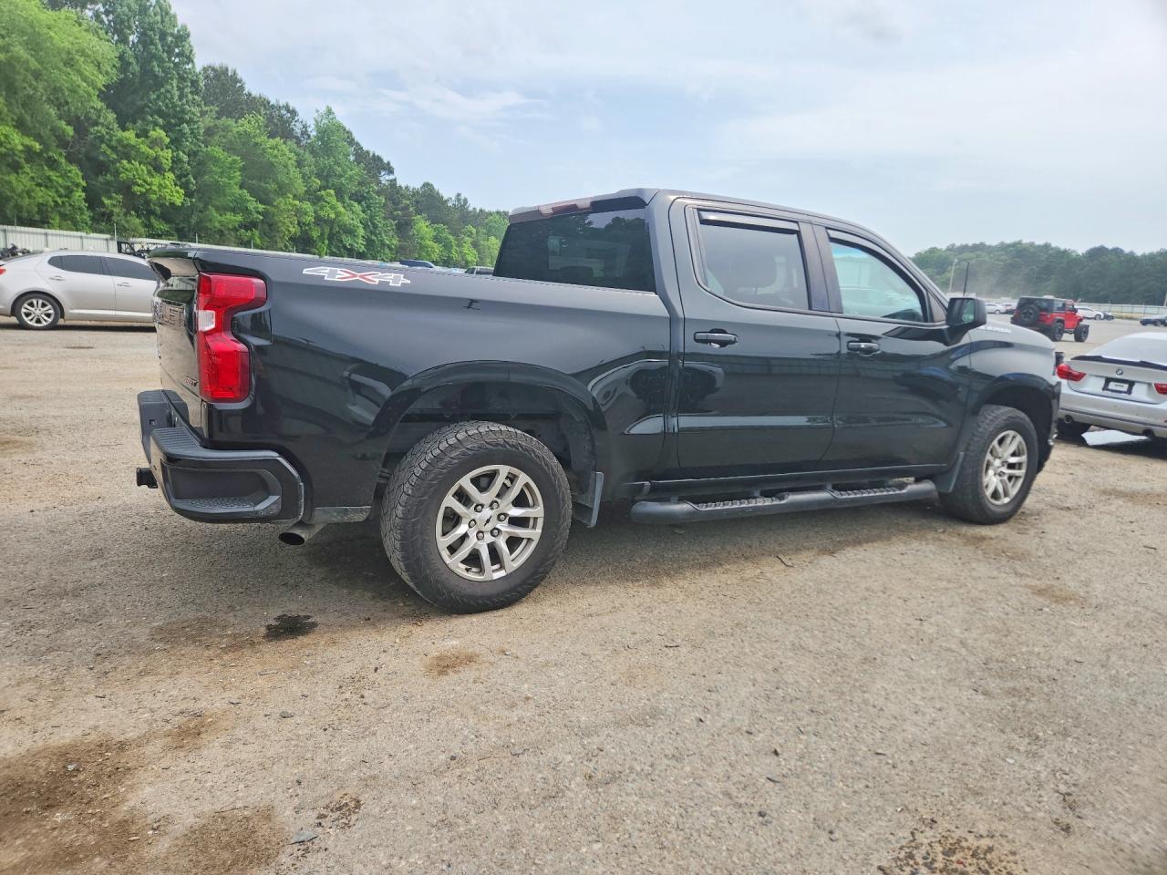 2020 Chevrolet Silverado K1500 Rst - zdjęcie 3