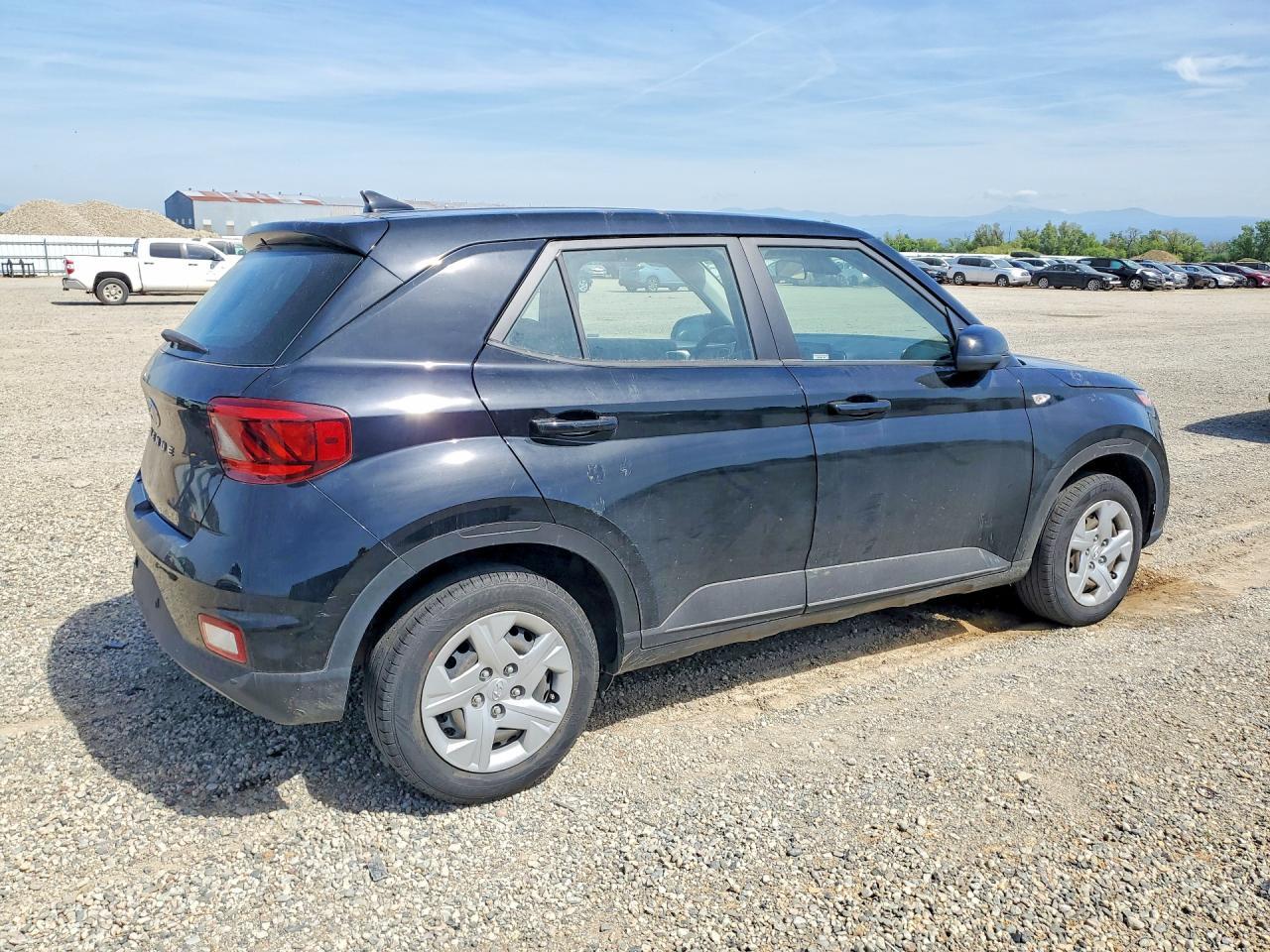 2020 Hyundai Venue Se - zdjęcie 3