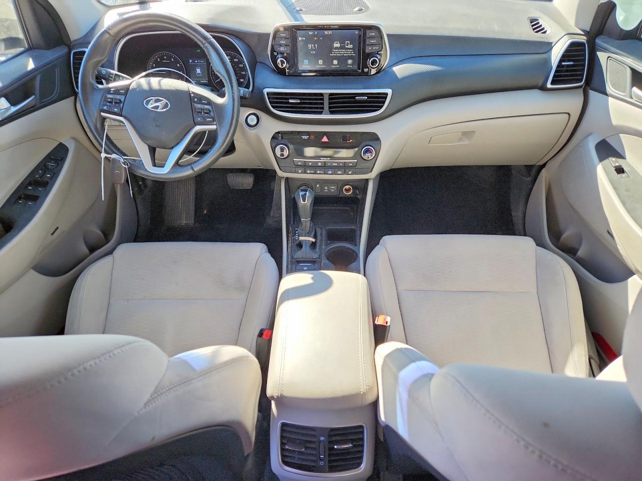 2020 Hyundai Tucson Sport - zdjęcie 8