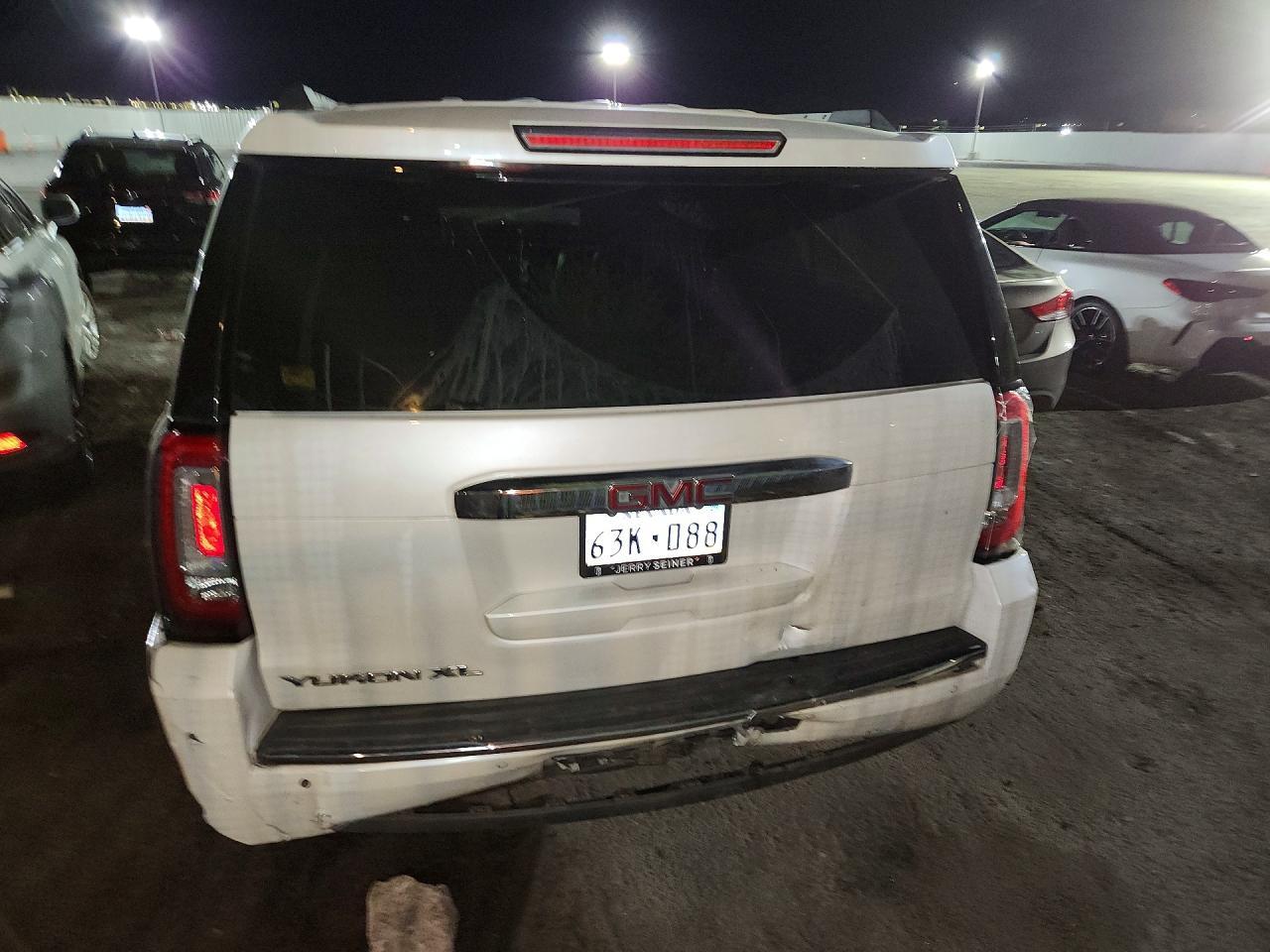 2017 GMC Yukon Xl Denali - zdjęcie 6