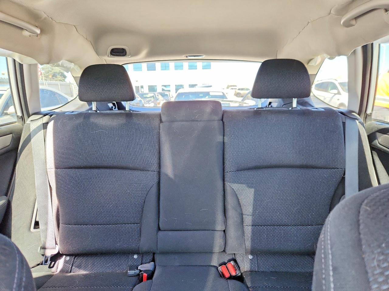2019 Subaru Outback 2.5I Premium - zdjęcie 10