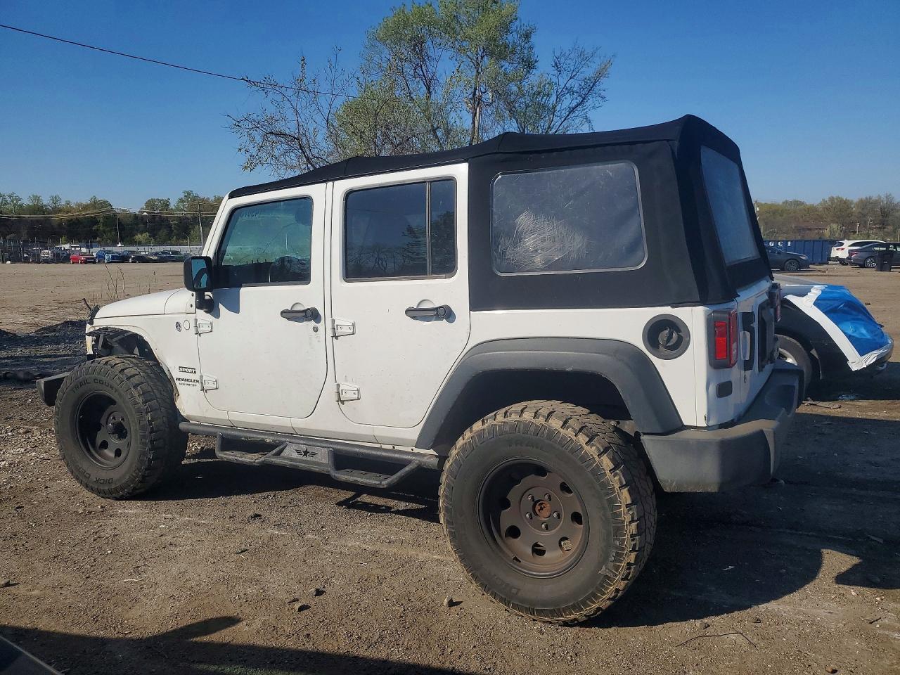 2016 Jeep Wrangler Unlimited Sport - zdjęcie 2
