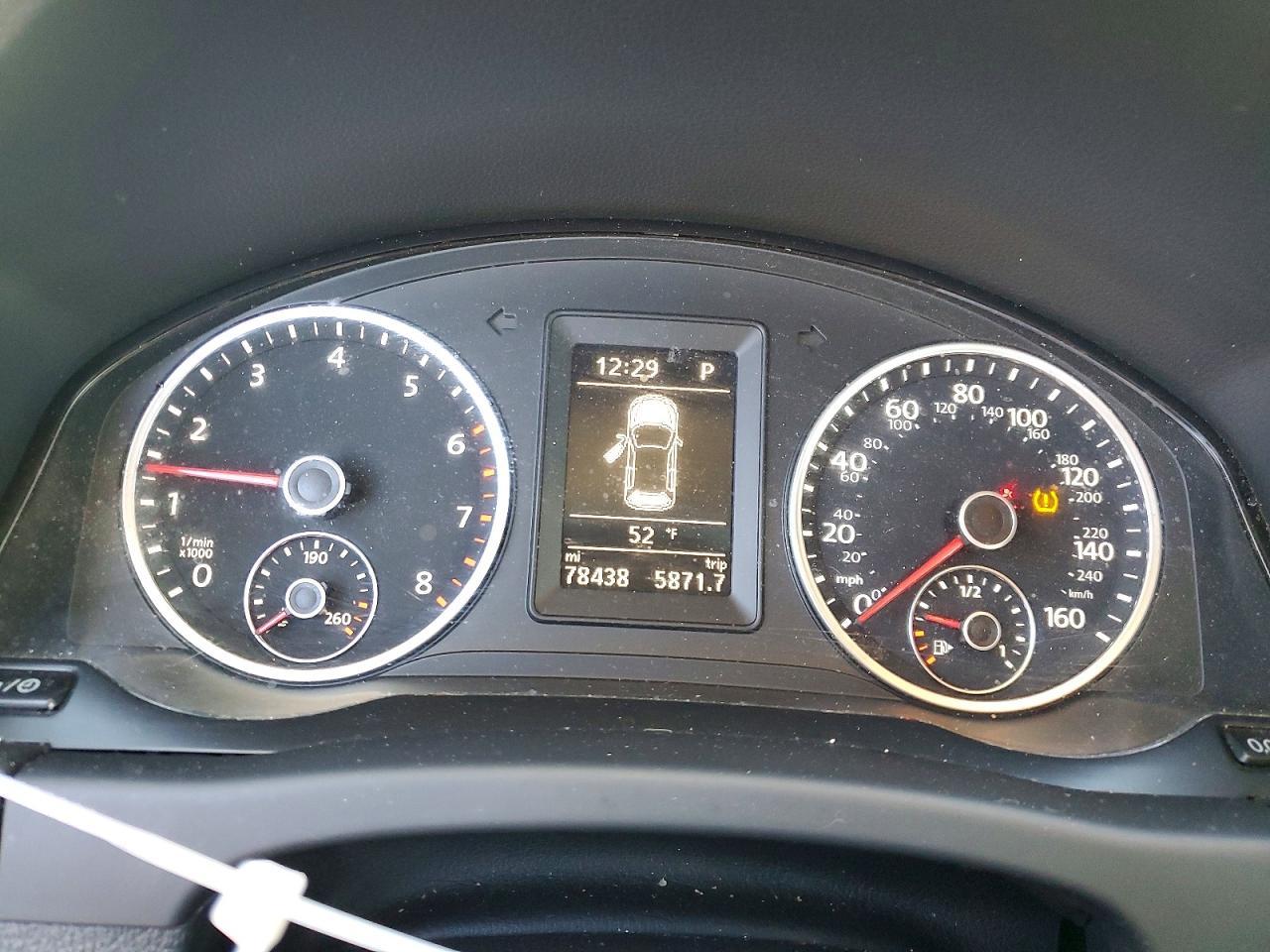 2017 Volkswagen Tiguan S - zdjęcie 9