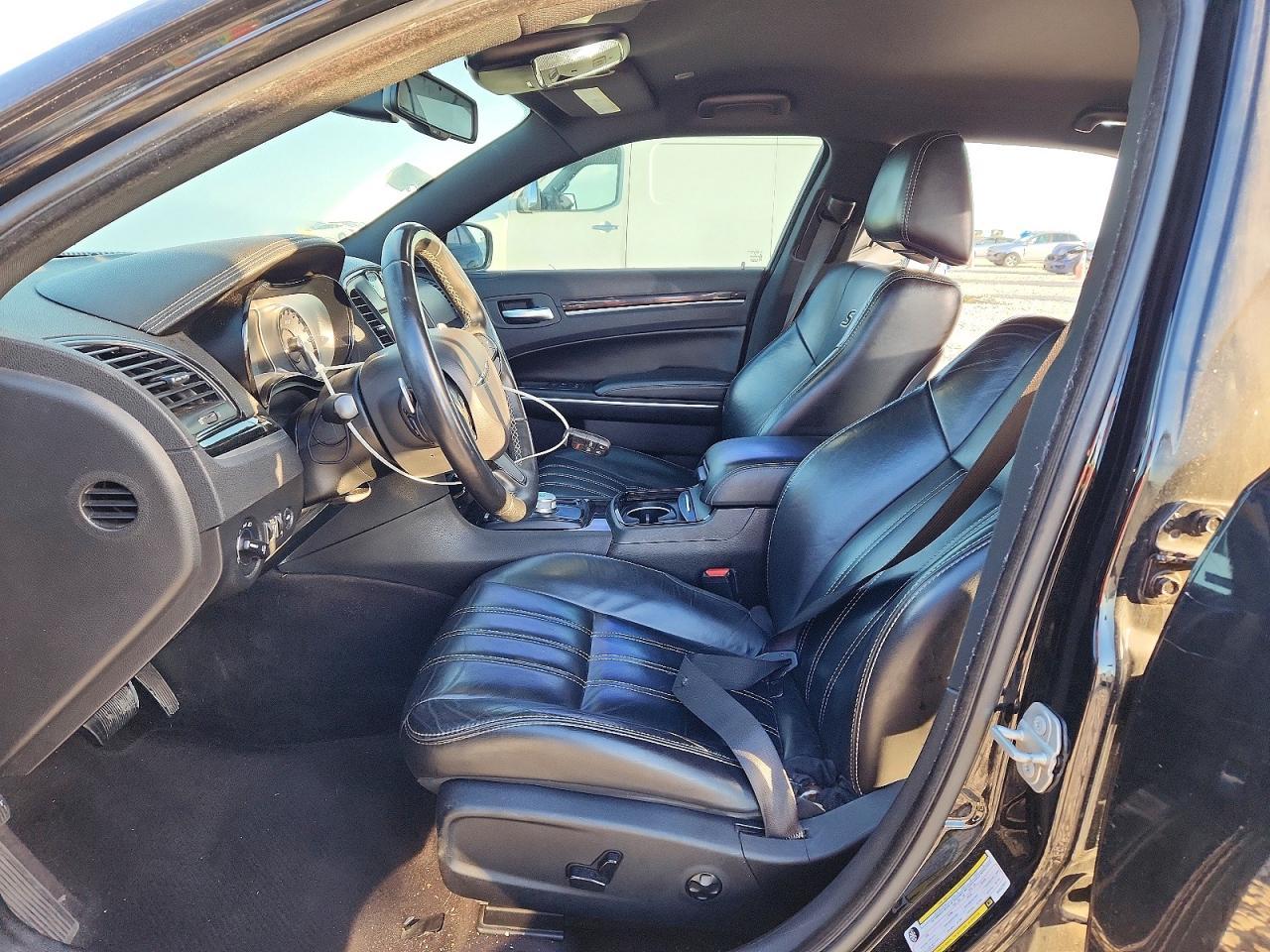 2019 Chrysler 300 S - zdjęcie 7