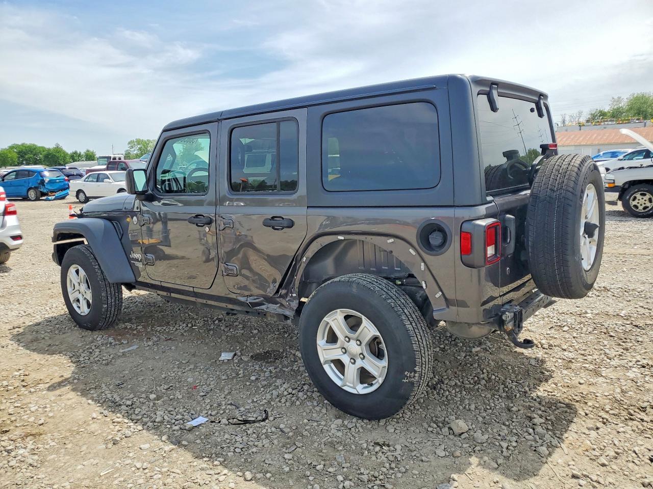 2020 Jeep Wrangler Unlimited Sport - zdjęcie 2