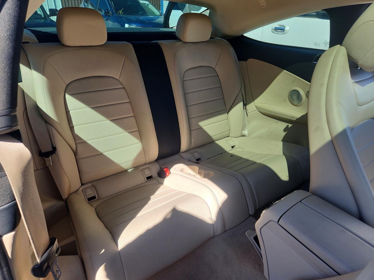 2017 Mercedes-Benz C 300 - zdjęcie 10