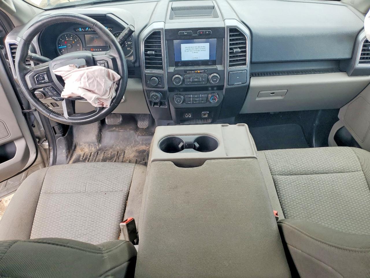 2019 Ford F150 Super Cab - zdjęcie 8