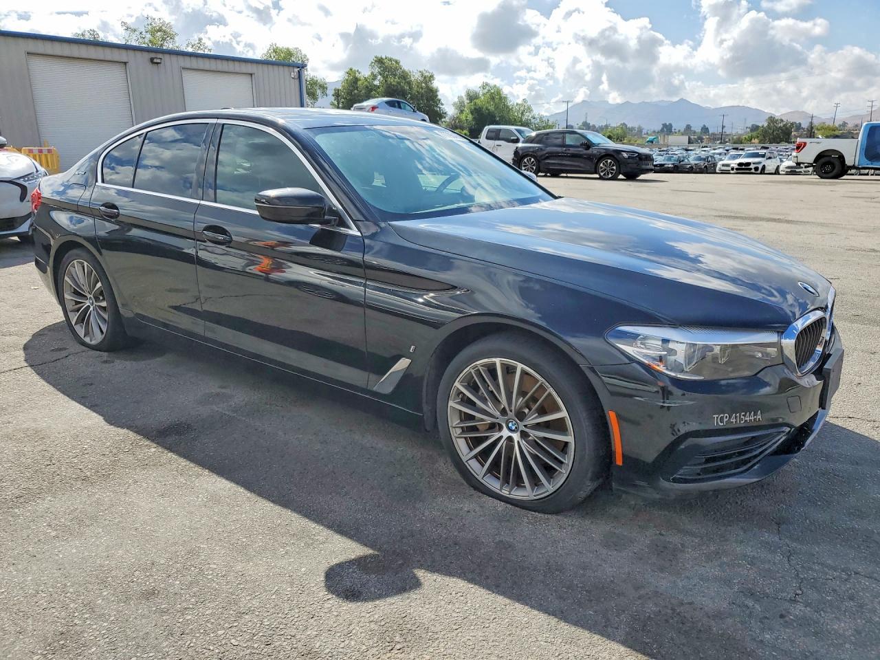 BMW Seria 5 - zdjęcie 4