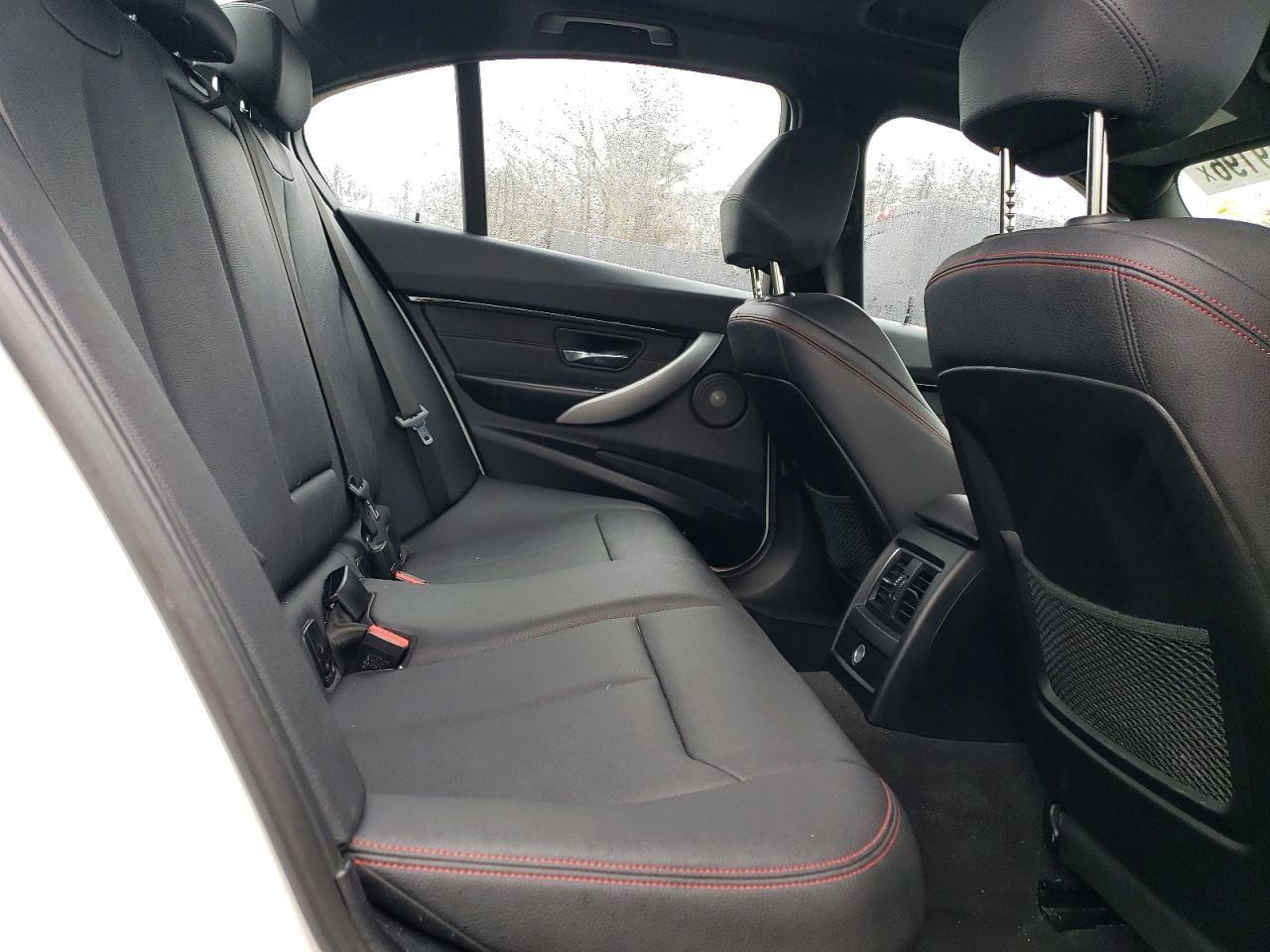 2018 BMW 328 D xDrive - zdjęcie 10