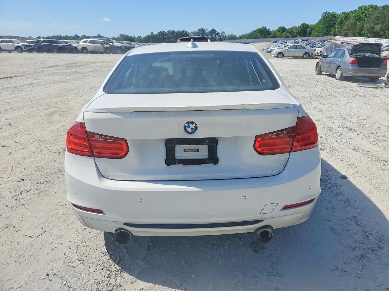 2013 BMW 335 I - zdjęcie 6