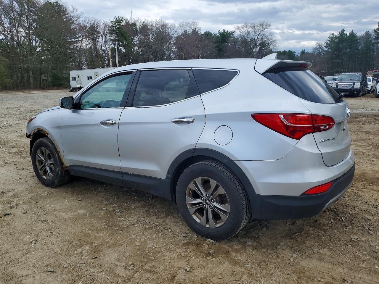 2015 Hyundai Santa Fe Sport 2.4L - zdjęcie 2