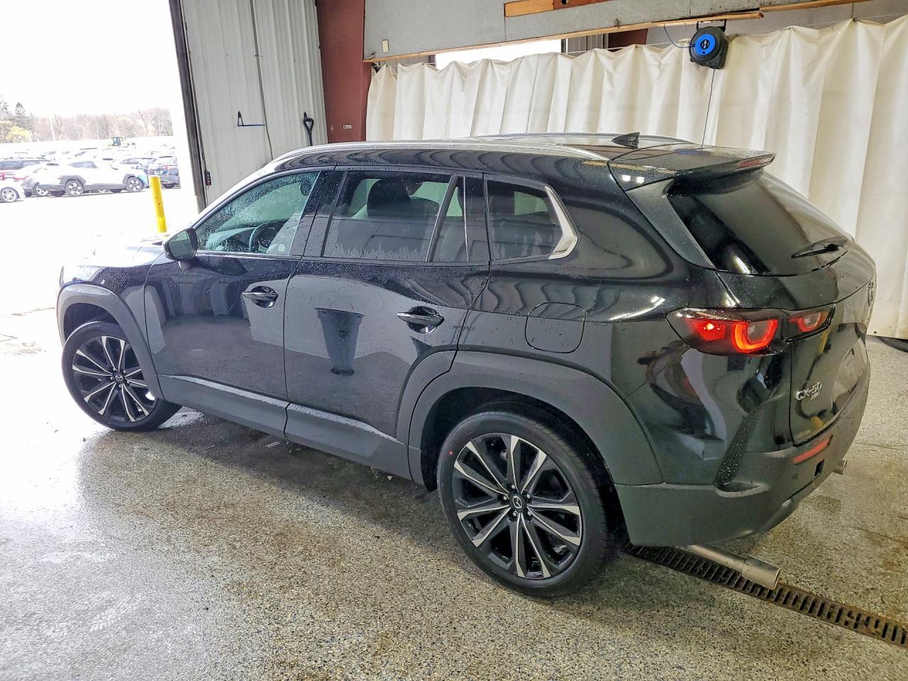 2026 Mazda Cx-50 Premium - zdjęcie 2