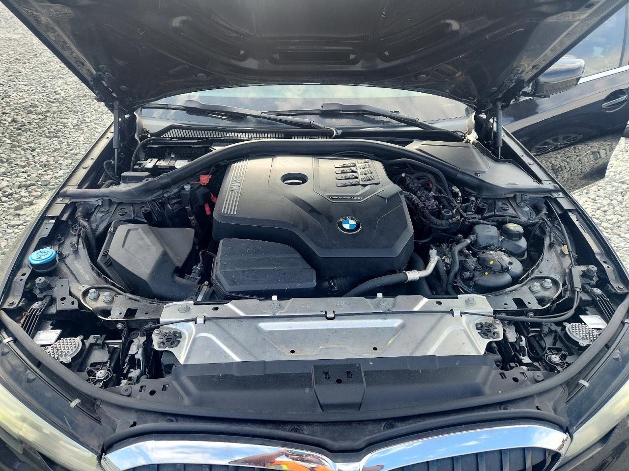 2021 BMW 330I - zdjęcie 11