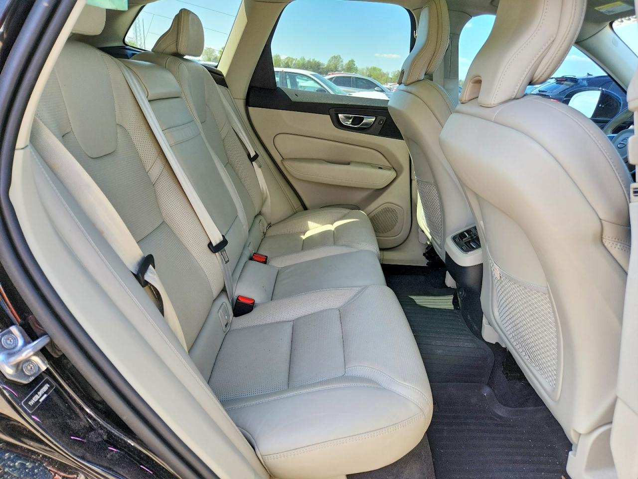 2021 Volvo Xc60 T5 Inscription - zdjęcie 11