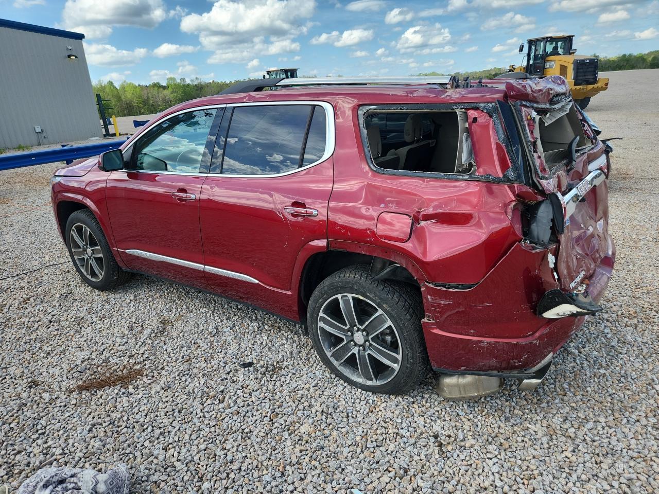 2019 GMC Acadia Denali - zdjęcie 2