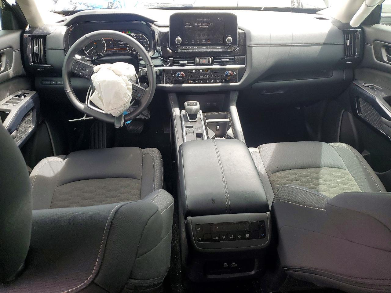 2025 Nissan Pathfinder Sv - zdjęcie 8