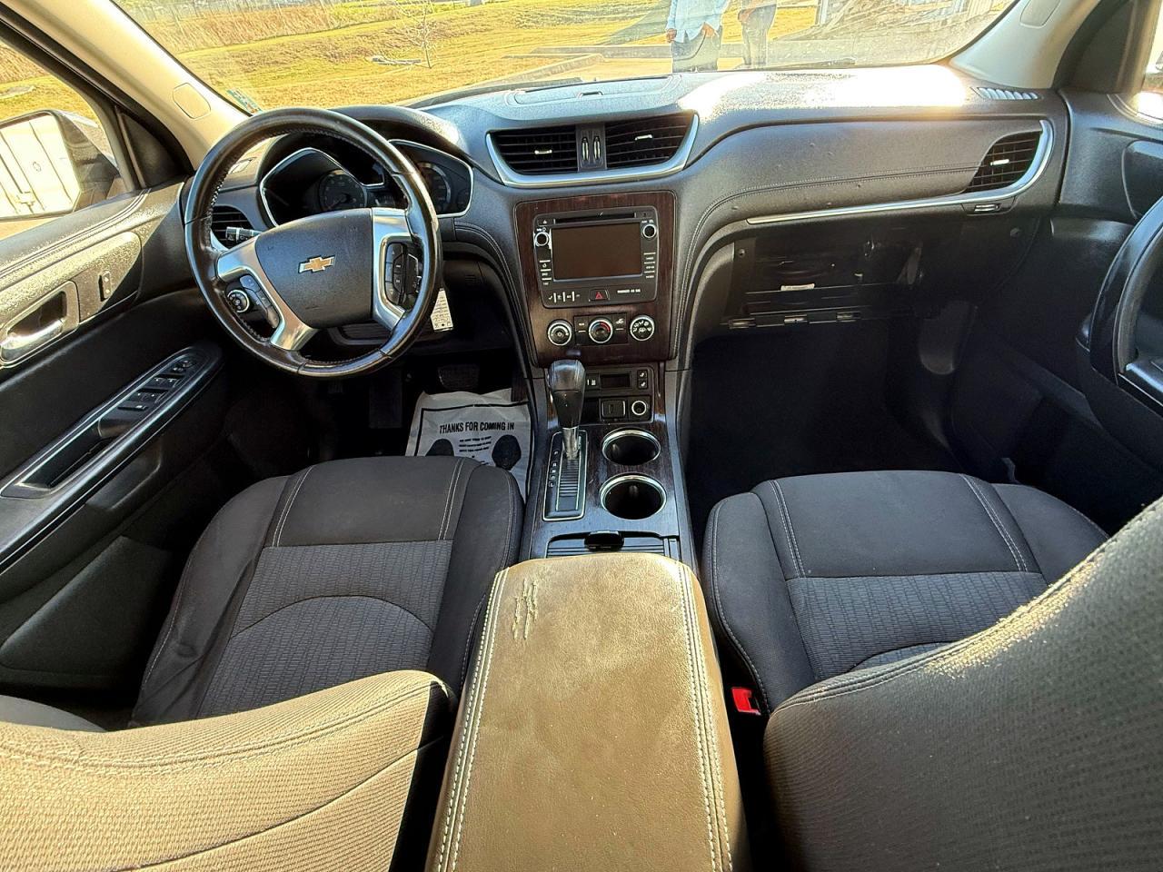 2015 Chevrolet Traverse Lt - zdjęcie 9