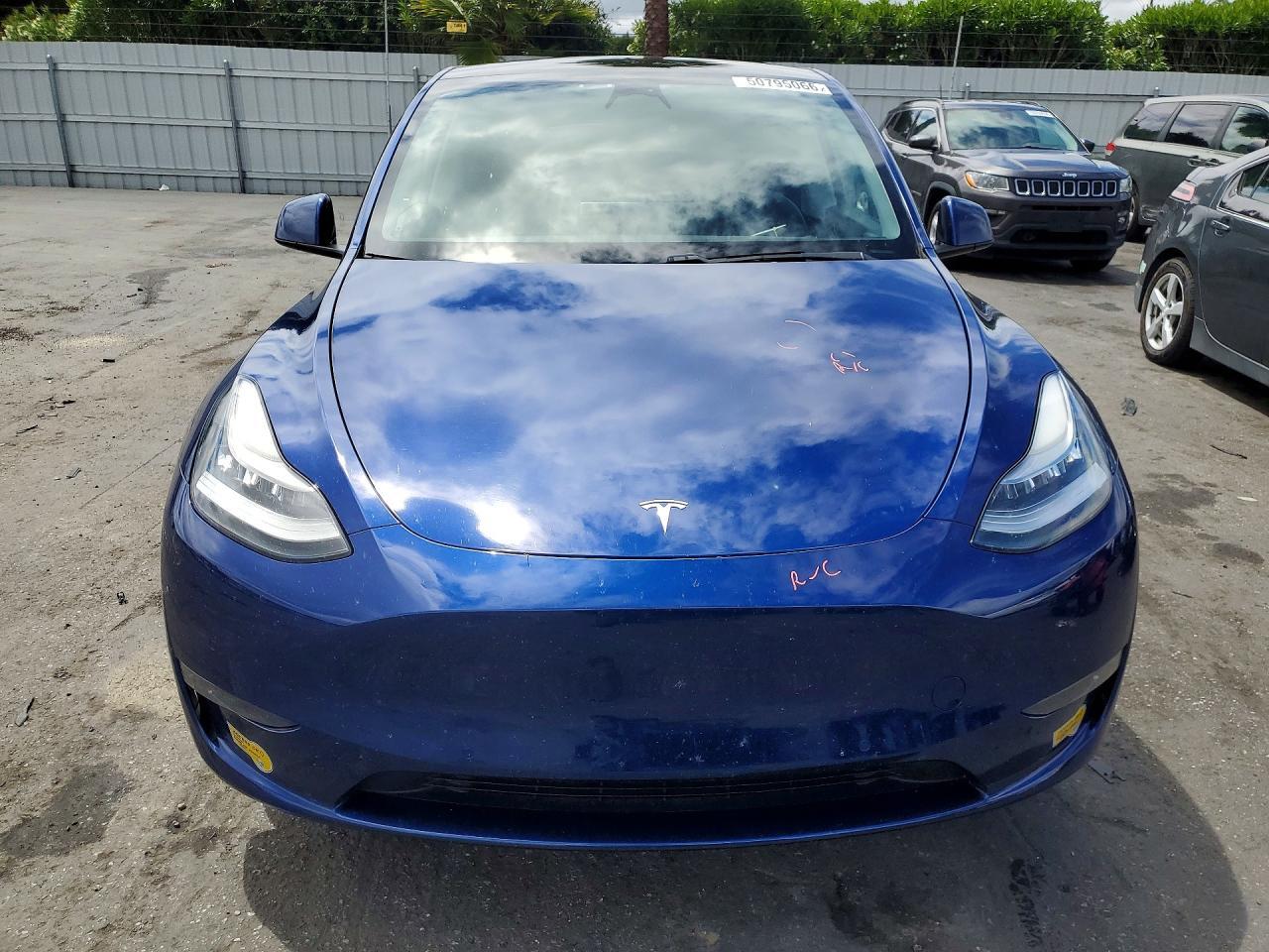 2020 Tesla Model Y - zdjęcie 5