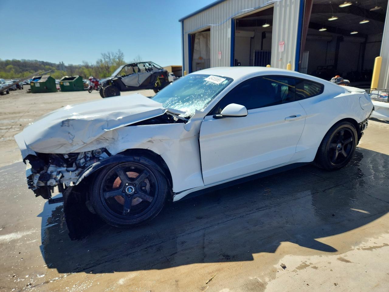 2016 Ford Mustang - zdjęcie główne