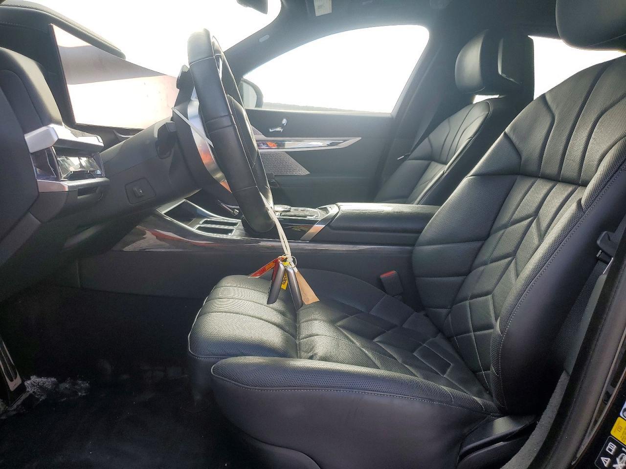 2023 BMW 760 Xi - zdjęcie 7