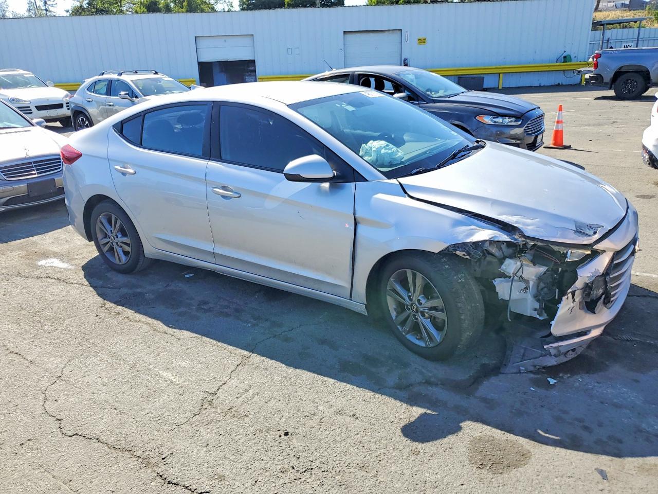 2018 Hyundai Elantra Sel - zdjęcie 4