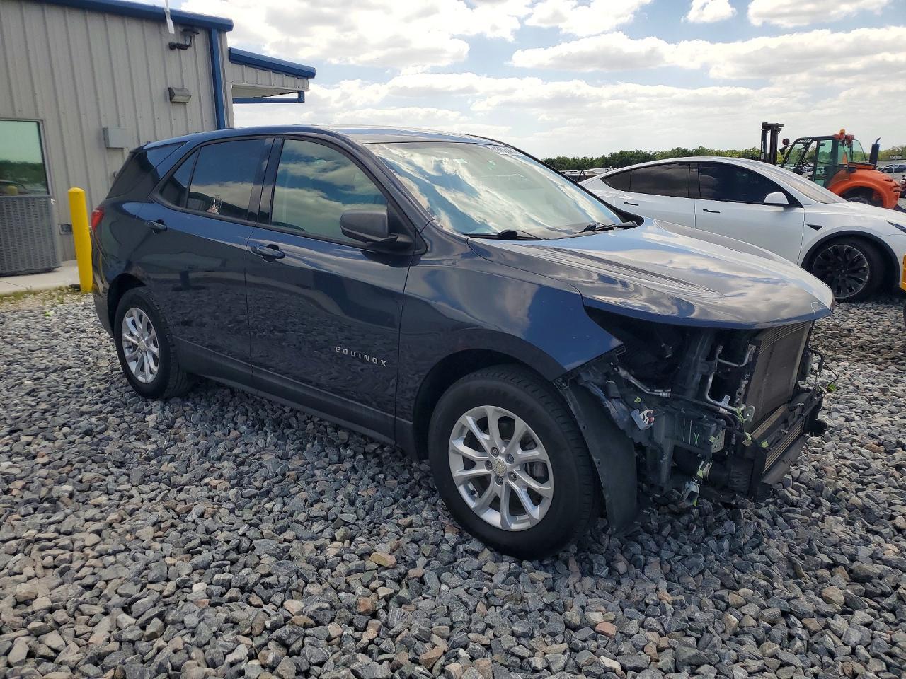 2018 Chevrolet Equinox Ls - zdjęcie 4