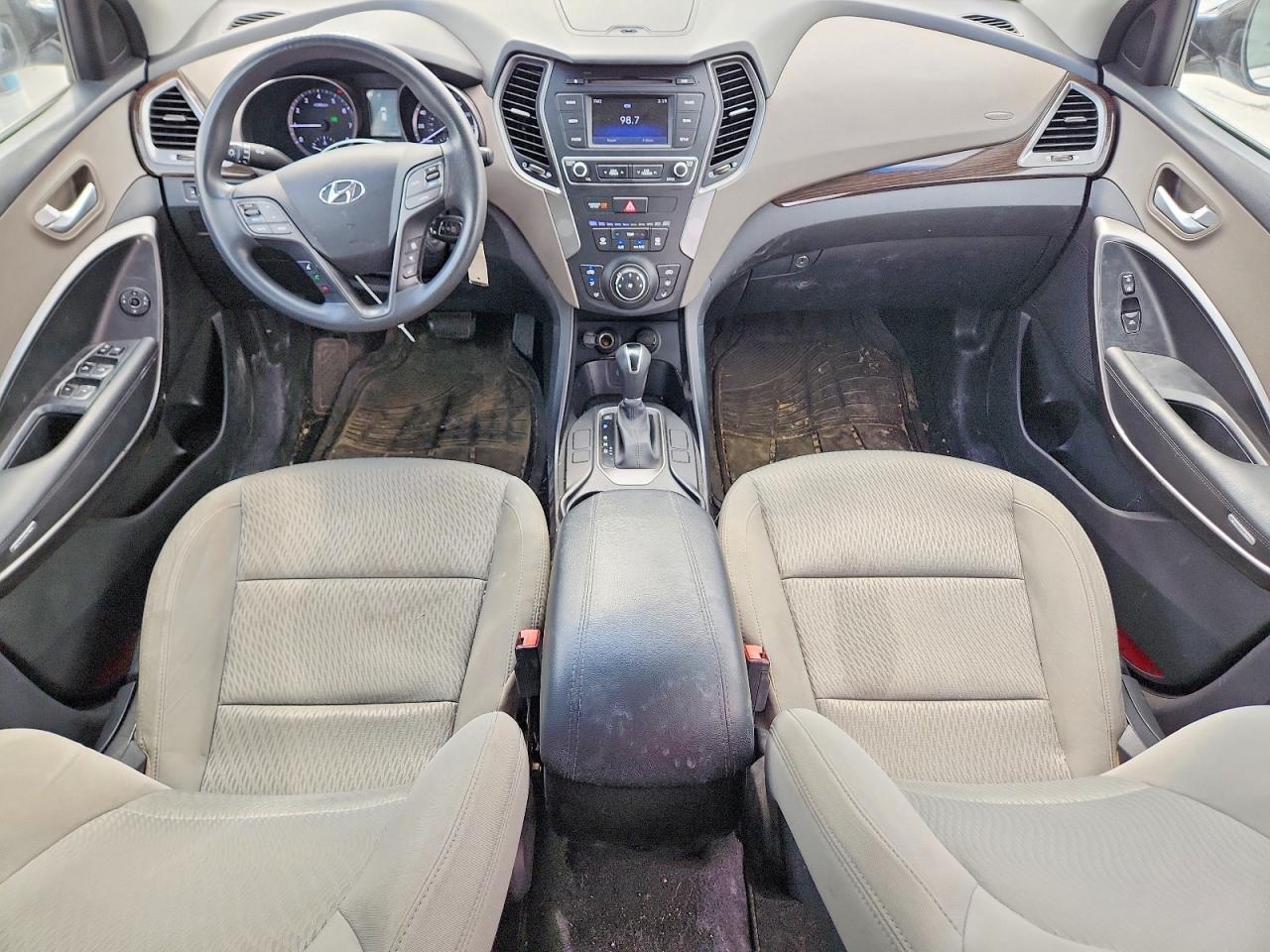 2017 Hyundai Santa Fe Sport 2.4L - zdjęcie 8