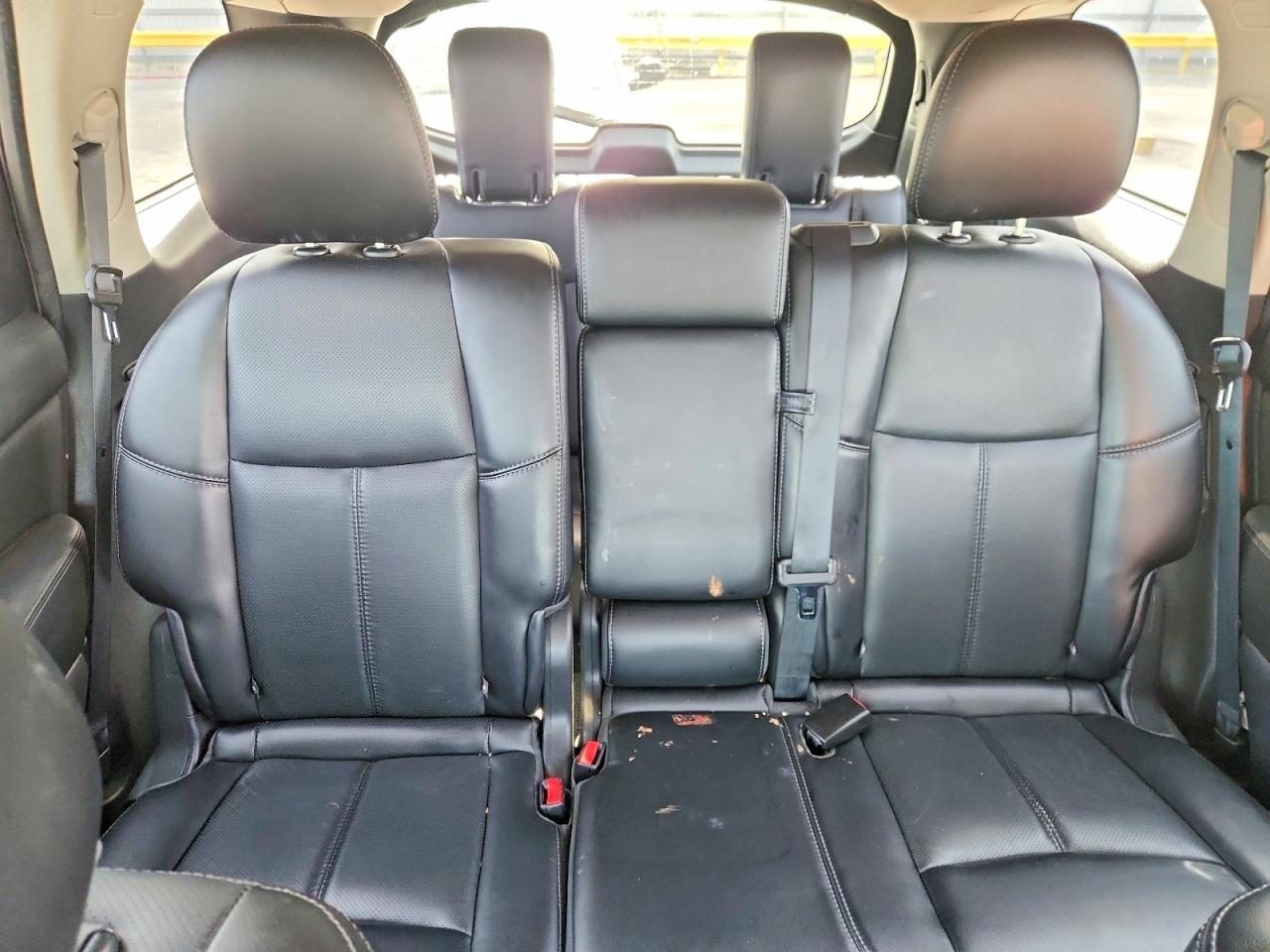 2015 Nissan Pathfinder Platinum - zdjęcie 10