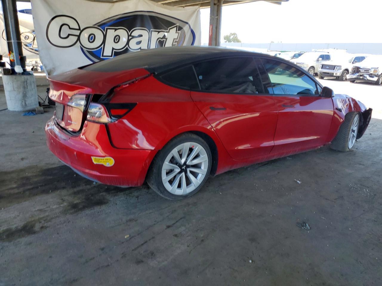 2021 Tesla Model 3 - zdjęcie 3