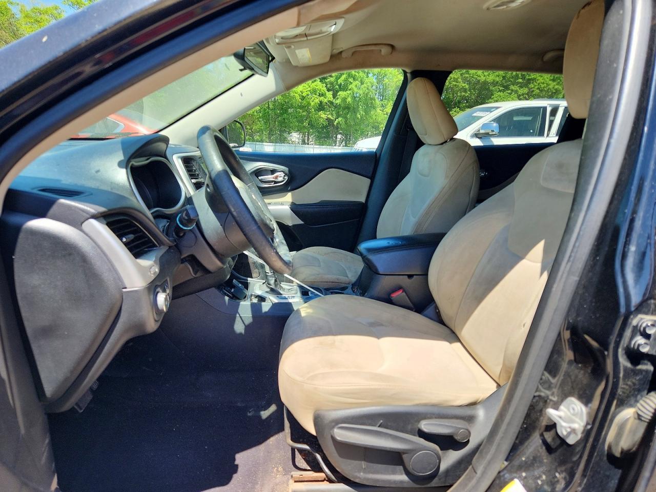 2018 Jeep Cherokee Latitude - zdjęcie 7