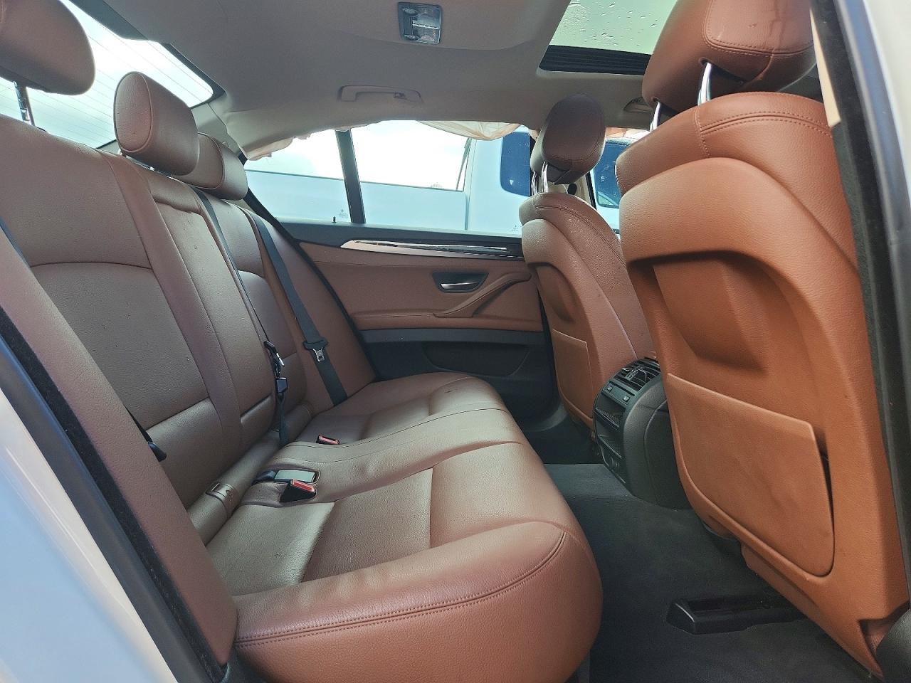 2016 BMW 528 Xi - zdjęcie 10