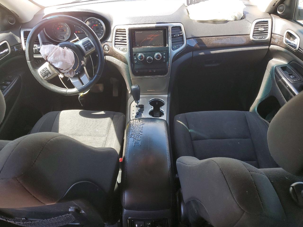 2013 Jeep Grand Cherokee Laredo - zdjęcie 8