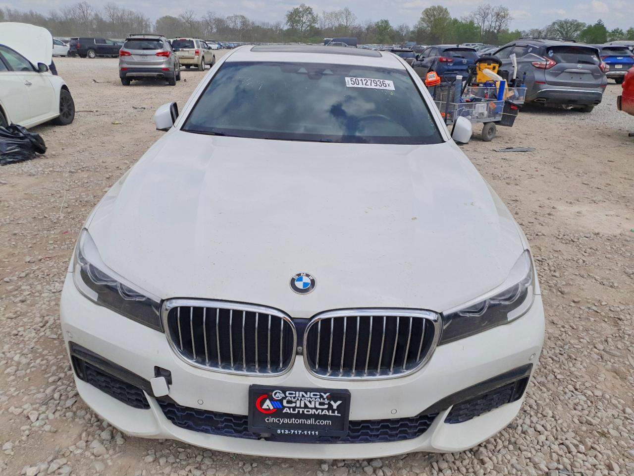2017 BMW 740 Xi - zdjęcie 5