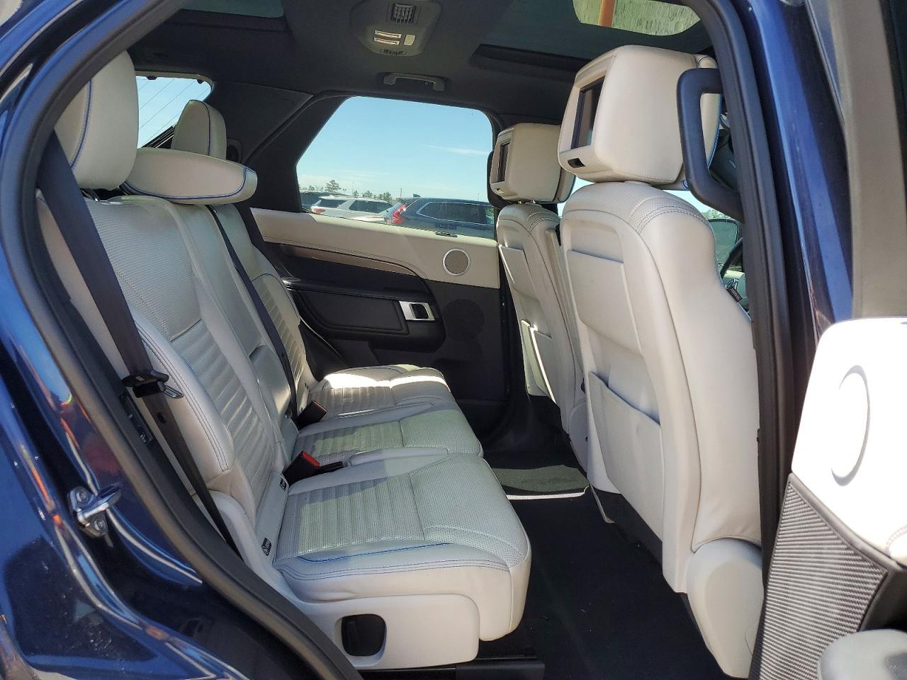 2017 Land Rover Discovery Hse - zdjęcie 11